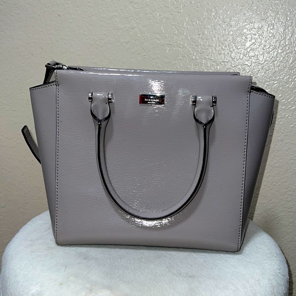 ♠️ Authentic Kate Spade purse with strap!♠️